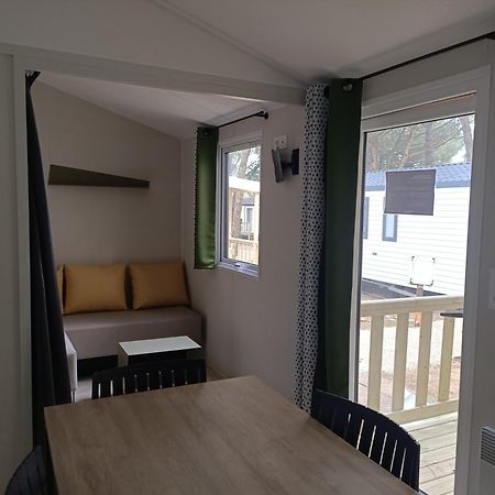 Camping Les Maraises Saint-Martin-de-Ré Exterior foto