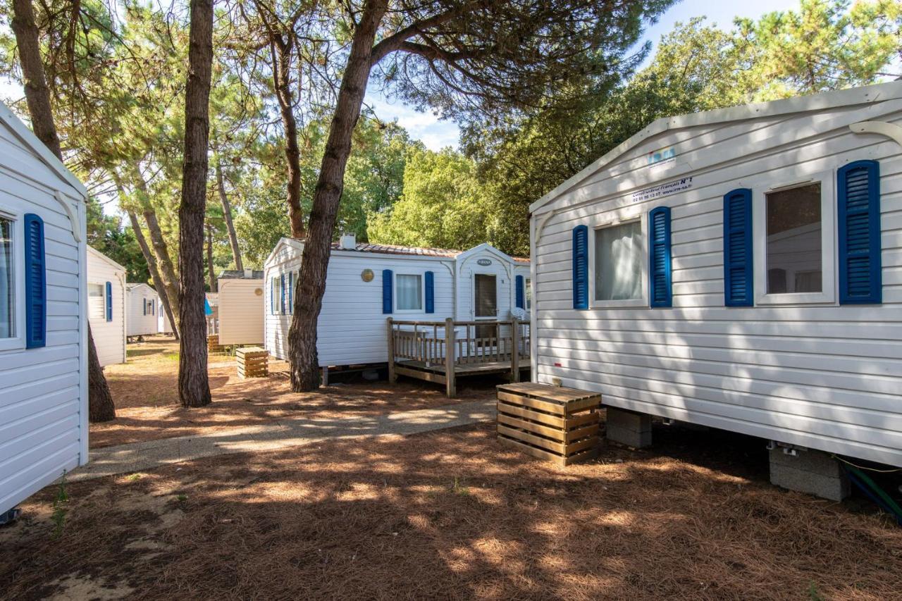Camping Les Maraises Saint-Martin-de-Ré Exterior foto