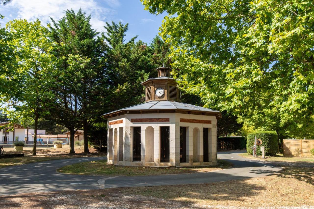 Camping Les Maraises Saint-Martin-de-Ré Exterior foto