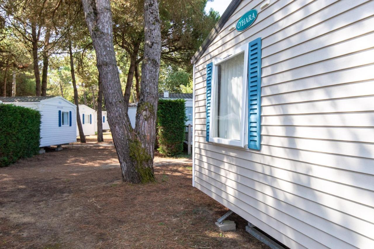 Camping Les Maraises Saint-Martin-de-Ré Exterior foto